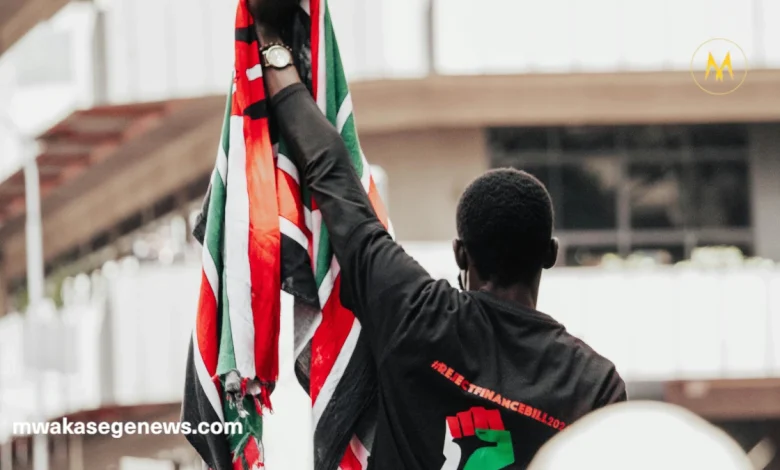 Burning police station and crowd during Rift Valley protest violence