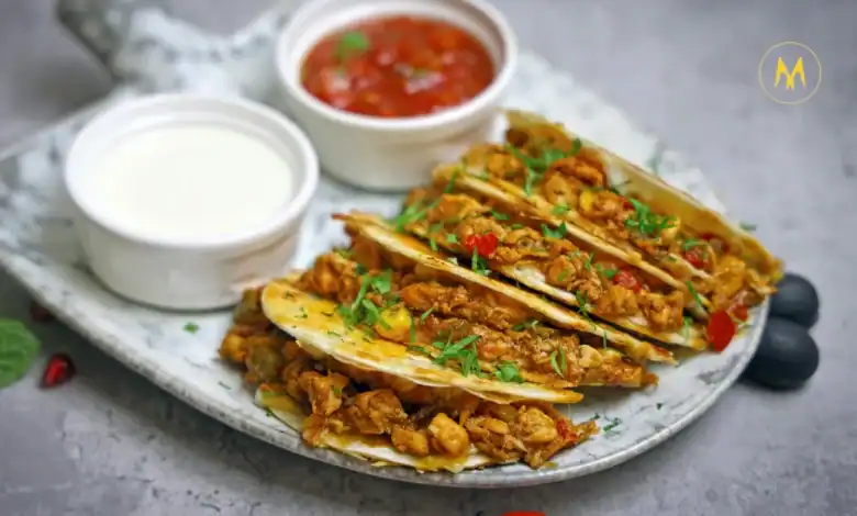 Chicken snack wrap with fresh vegetables and sauce