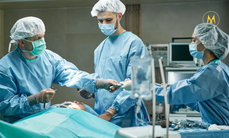 Doctor discussing hepatitis prevention with patient.