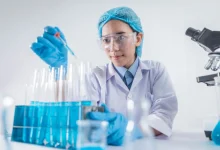 Tylenol tablets for pain and fever relief