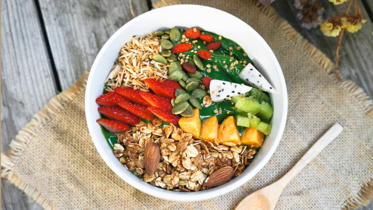 Nutrition Fundamentals: What Everyone Should Know to Stay Healthy