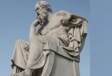 Stoic philosophy and emotional resilience against criticism